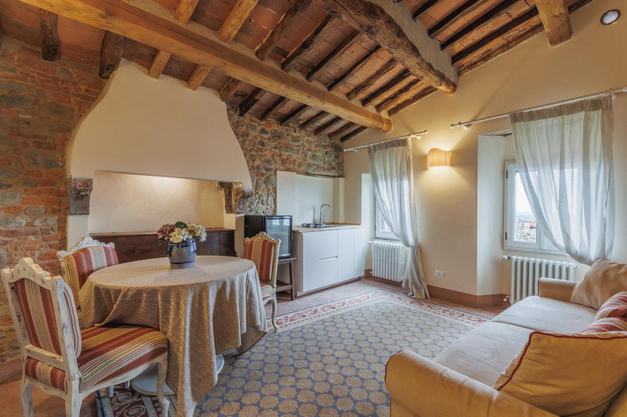 Sermolli Hotel