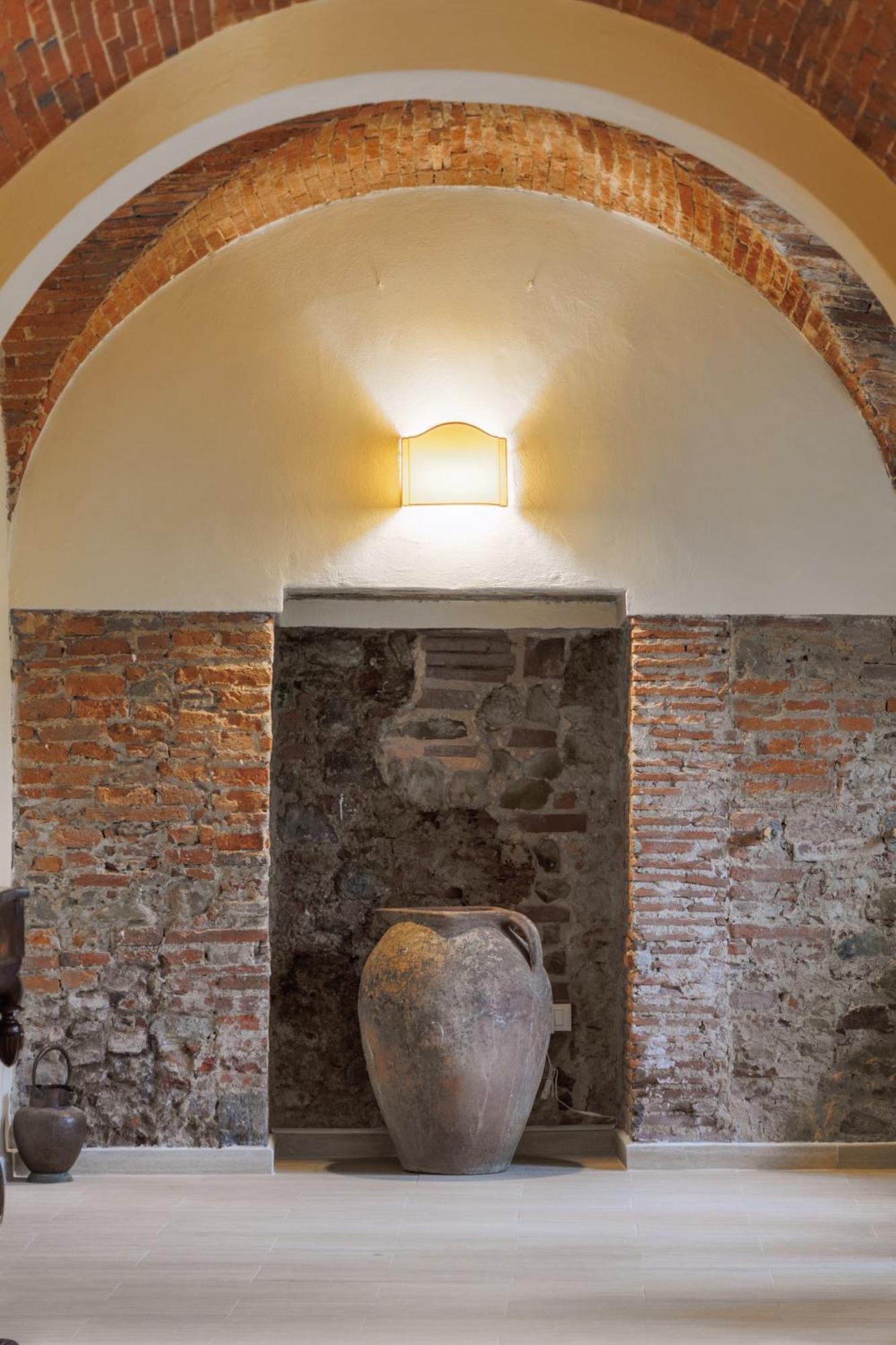 Sermolli Hotel